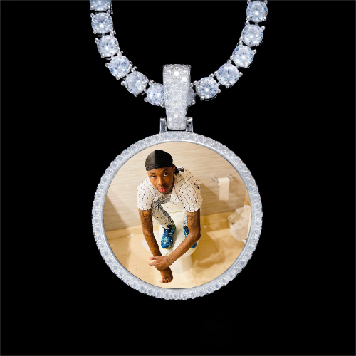 925S & VVS Moissanite 3D Circle Custom Picture Pendant