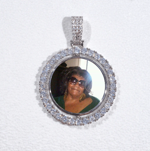 3D Spinning 2-Faced Custom Picture Pendant