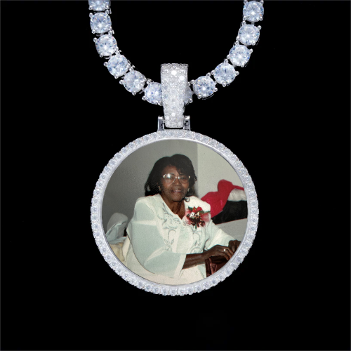 925S & VVS Moissanite 3D Circle Custom Picture Pendant
