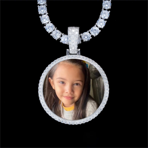 925S & VVS Moissanite 3D Circle Custom Picture Pendant