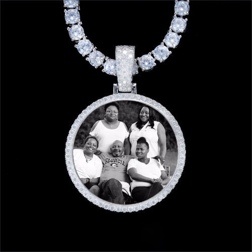 925S & VVS Moissanite 3D Circle Custom Picture Pendant