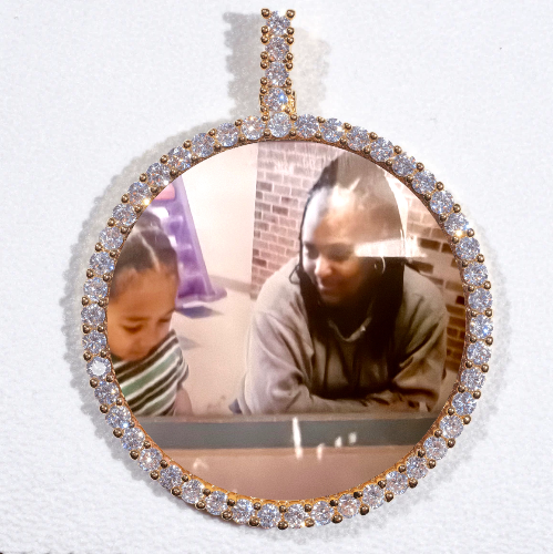 LARGE 3D CIRCLE CUSTOM PICTURE PENDANT