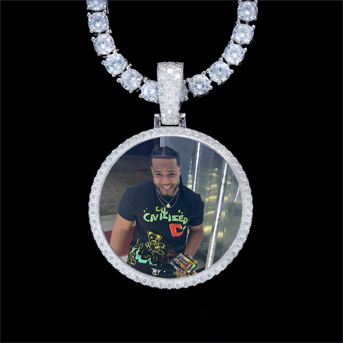 925S & VVS Moissanite 3D Circle Custom Picture Pendant
