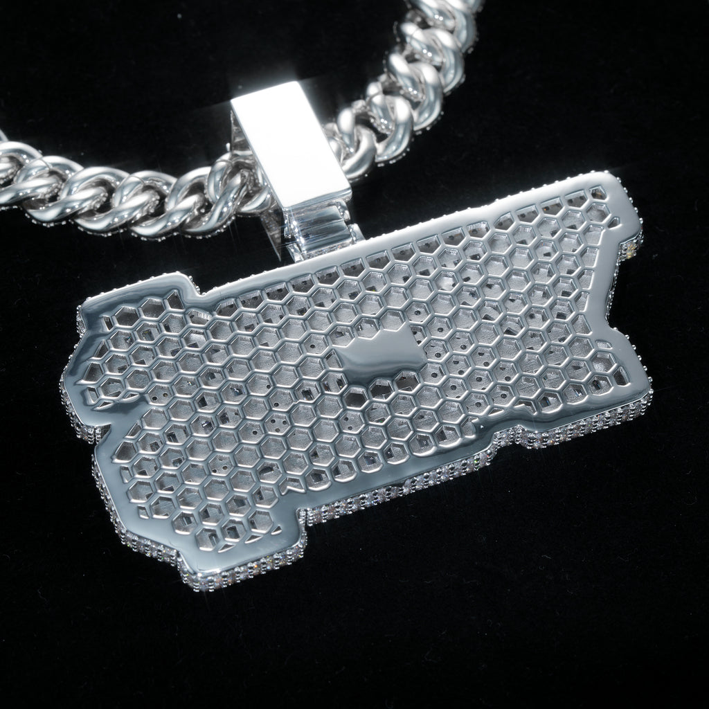 YES BAGUETTE ICED NECKLACE