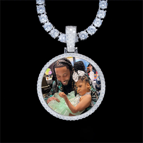 925S & VVS Moissanite 3D Circle Custom Picture Pendant