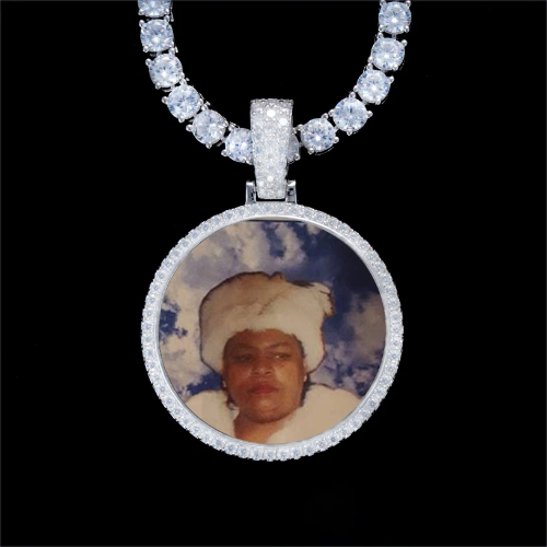 925S & VVS Moissanite 3D Circle Custom Picture Pendant