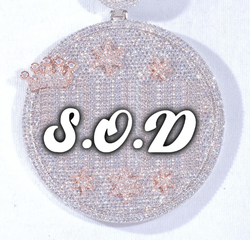 CUSTOM LETTER NECKLACE 3D BIG CROWN DISC