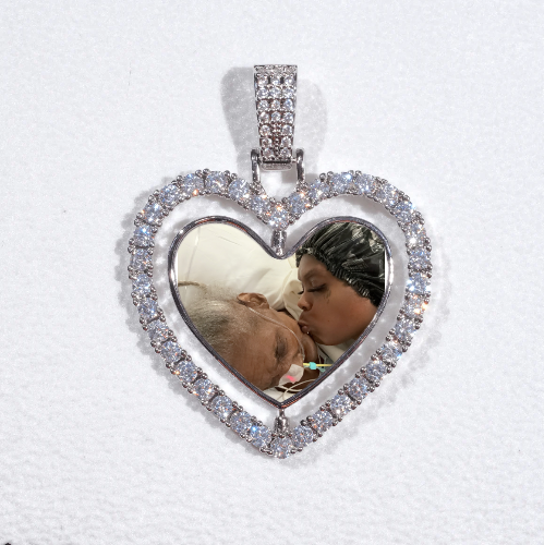 3D Spinning 2-Faced Heart Custom Picture Pendant