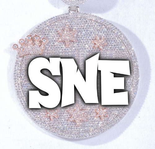 CUSTOM LETTER NECKLACE 3D BIG CROWN DISC