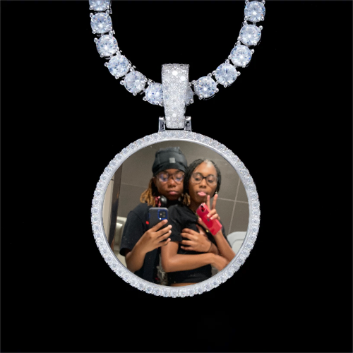 925S & VVS Moissanite 3D Circle Custom Picture Pendant