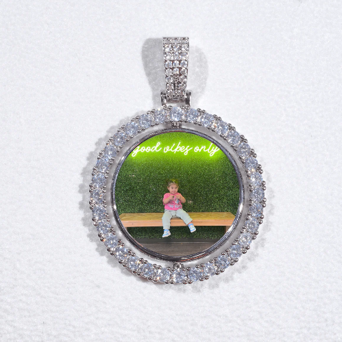 3D Spinning 2-Faced Custom Picture Pendant