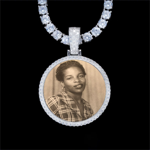 925S & VVS Moissanite 3D Circle Custom Picture Pendant