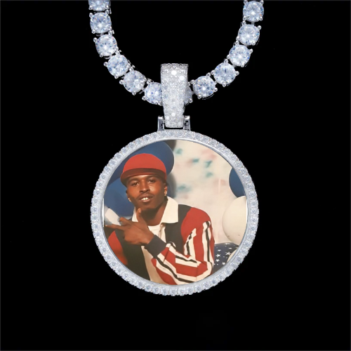 925S & VVS Moissanite 3D Circle Custom Picture Pendant