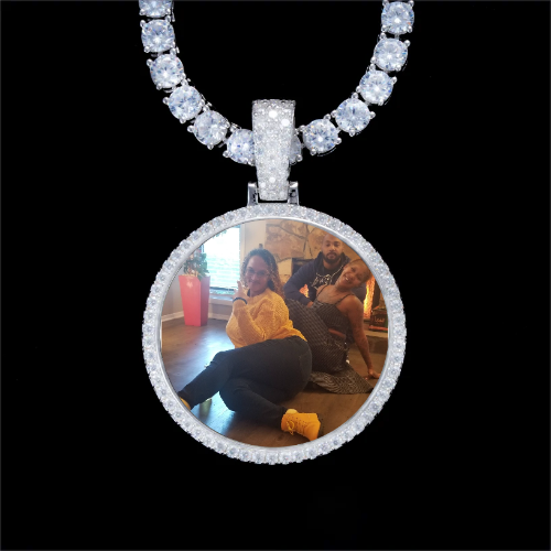 925S & VVS Moissanite 3D Circle Custom Picture Pendant
