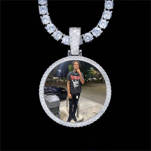 925S & VVS Moissanite 3D Circle Custom Picture Pendant