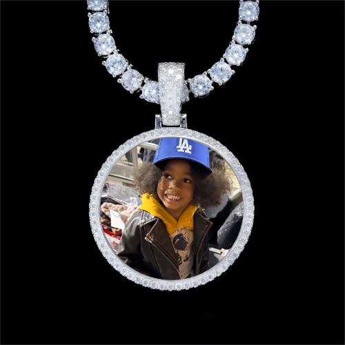 925S & VVS Moissanite 3D Circle Custom Picture Pendant