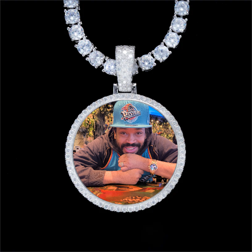 925S & VVS Moissanite 3D Circle Custom Picture Pendant