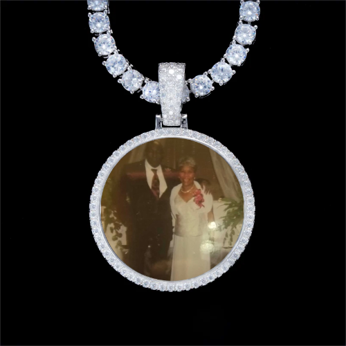 925S & VVS Moissanite 3D Circle Custom Picture Pendant