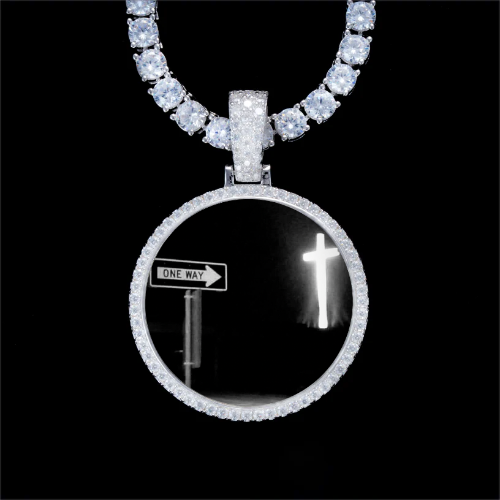 925S & VVS Moissanite 3D Circle Custom Picture Pendant