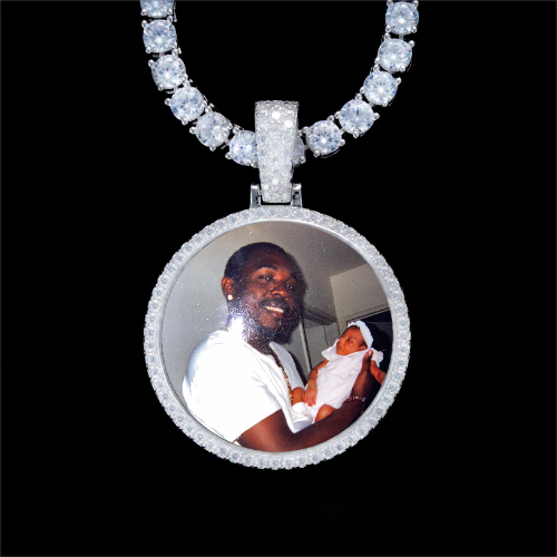 925S & VVS Moissanite 3D Circle Custom Picture Pendant