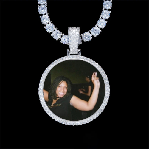 925S & VVS Moissanite 3D Circle Custom Picture Pendant