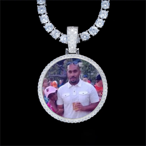 925S & VVS Moissanite 3D Circle Custom Picture Pendant