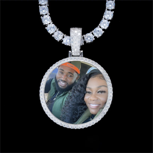 925S & VVS Moissanite 3D Circle Custom Picture Pendant