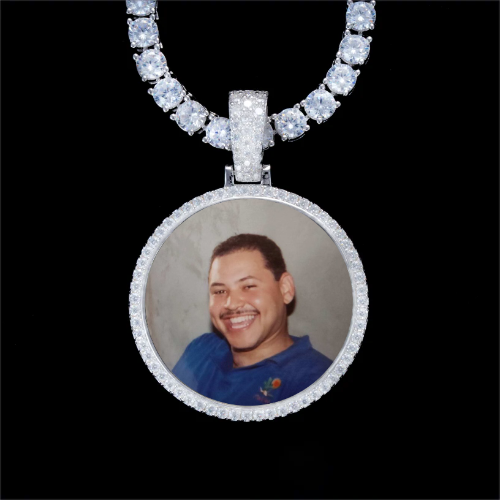 925S & VVS Moissanite 3D Circle Custom Picture Pendant