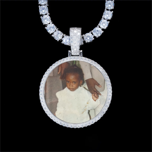 925S & VVS Moissanite 3D Circle Custom Picture Pendant