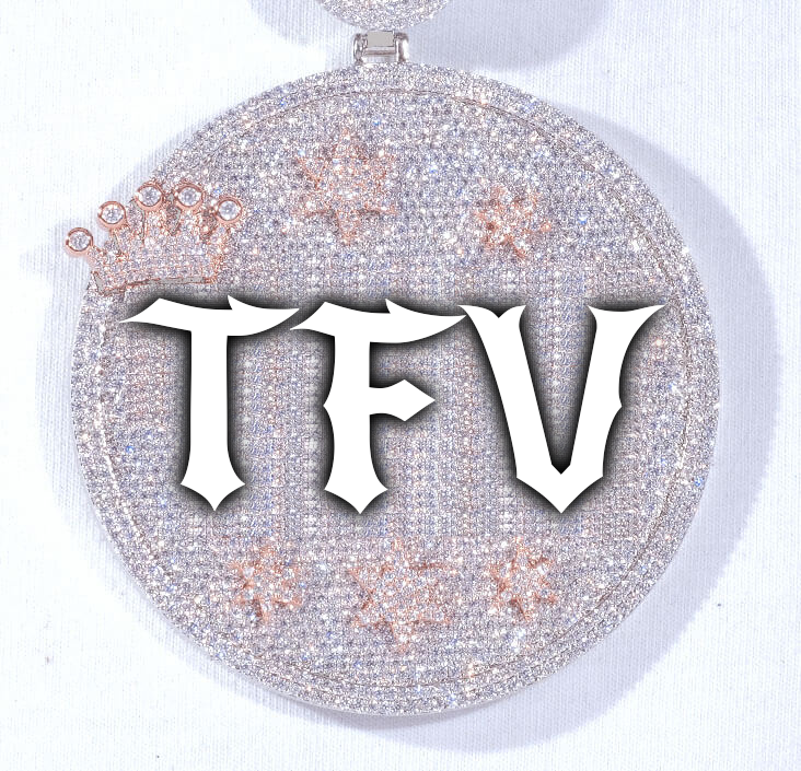 CUSTOM LETTER NECKLACE 3D BIG CROWN DISC