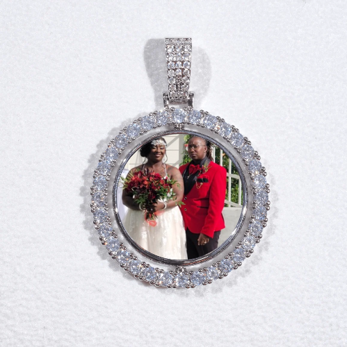 3D Spinning 2-Faced Custom Picture Pendant