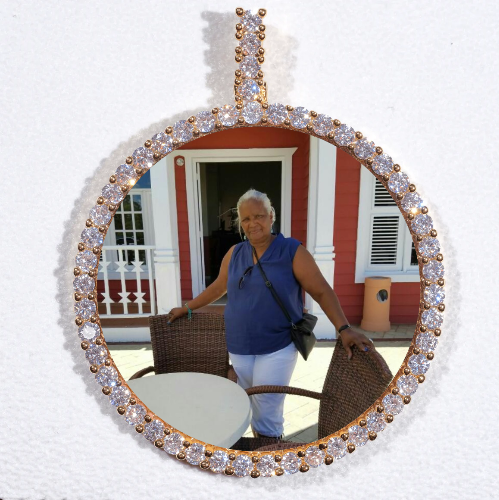 LARGE 3D CIRCLE CUSTOM PICTURE PENDANT