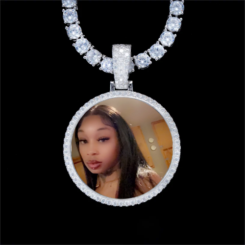 925S & VVS Moissanite 3D Circle Custom Picture Pendant