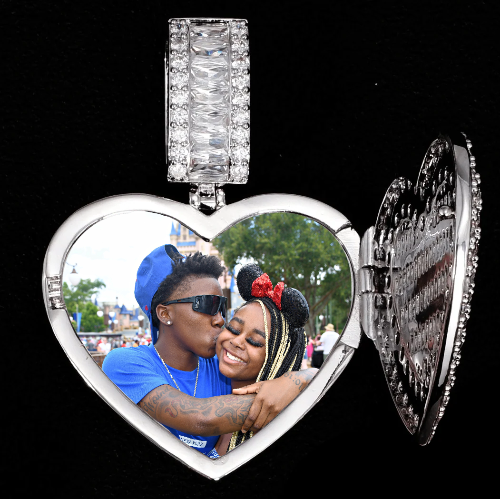 CUSTOM PICTURE PENDANT STYLE-8