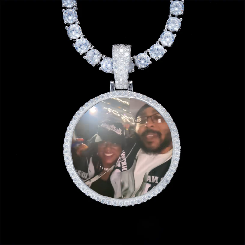 925S & VVS Moissanite 3D Circle Custom Picture Pendant