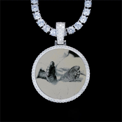 925S & VVS Moissanite 3D Circle Custom Picture Pendant