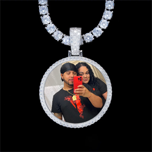 925S & VVS Moissanite 3D Circle Custom Picture Pendant