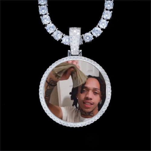 925S & VVS Moissanite 3D Circle Custom Picture Pendant