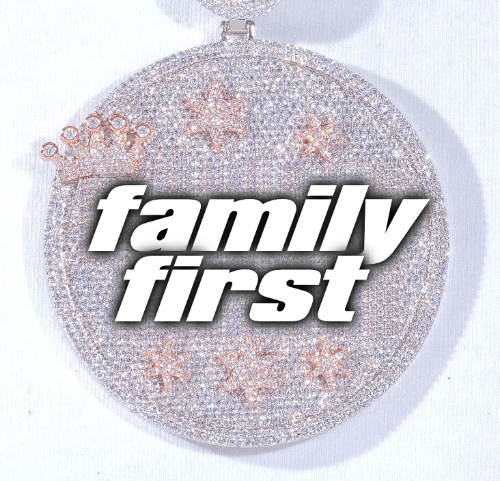 CUSTOM LETTER NECKLACE 3D BIG CROWN DISC