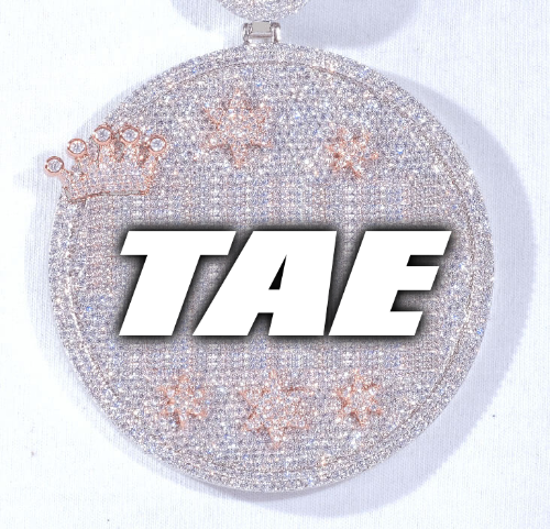 CUSTOM LETTER NECKLACE 3D BIG CROWN DISC