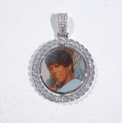 3D Spinning 2-Faced Custom Picture Pendant