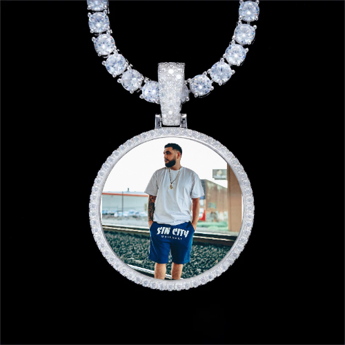 925S & VVS Moissanite 3D Circle Custom Picture Pendant