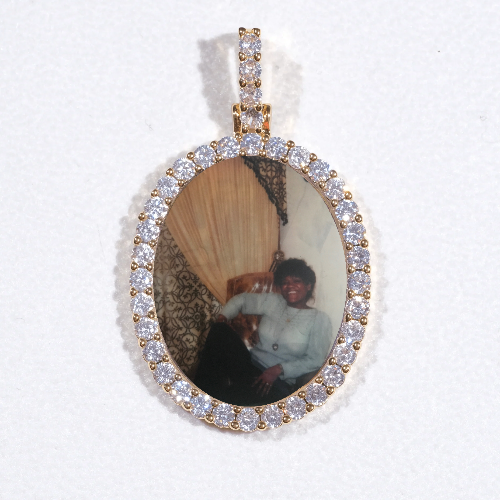 3D Oval Custom Picture Pendant