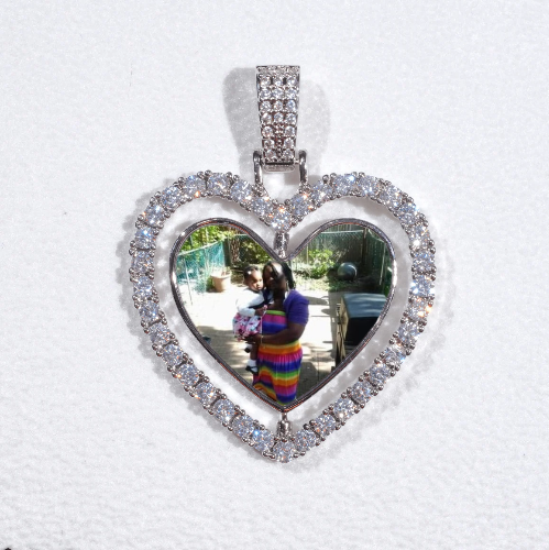 3D Spinning 2-Faced Heart Custom Picture Pendant