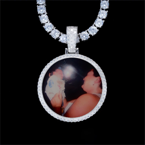 925S & VVS Moissanite 3D Circle Custom Picture Pendant