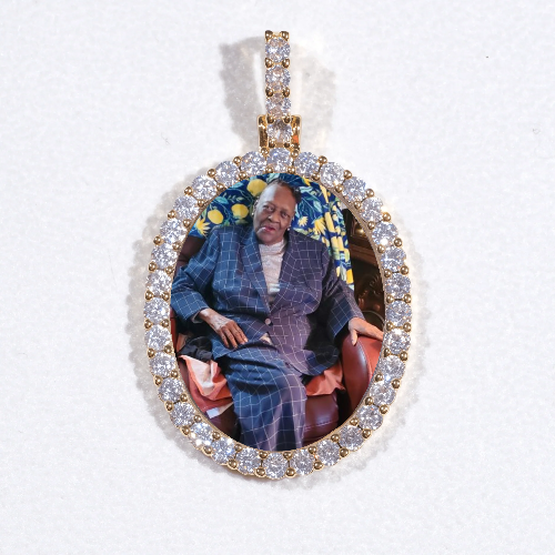 3D Oval Custom Picture Pendant