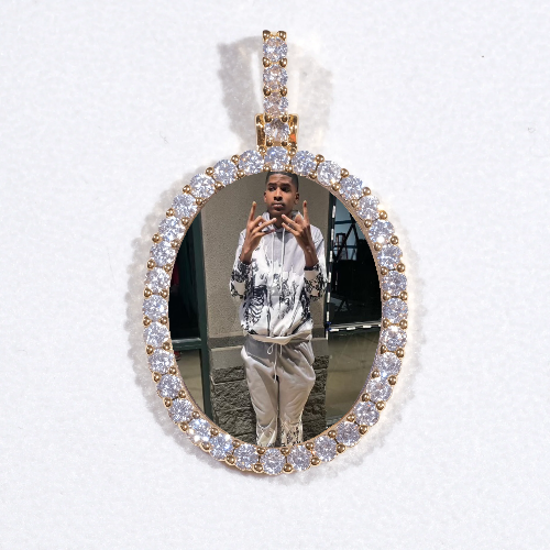 3D Oval Custom Picture Pendant
