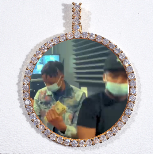 LARGE 3D CIRCLE CUSTOM PICTURE PENDANT