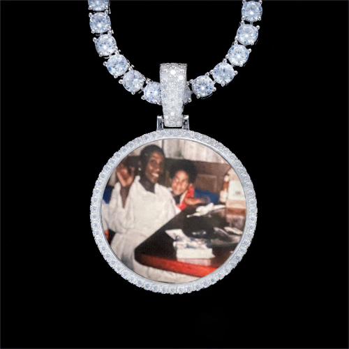 925S & VVS Moissanite 3D Circle Custom Picture Pendant