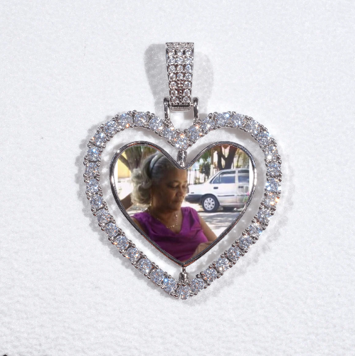 3D Spinning 2-Faced Heart Custom Picture Pendant